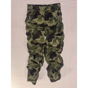 Almost Famous Women's Camo Cargo Joggers – XL